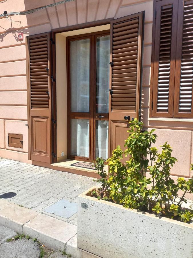 B&B Love The Sea Isola delle Femmine Exterior photo
